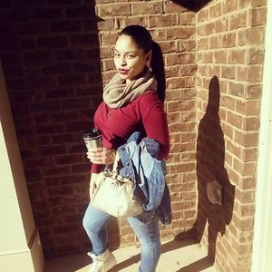 Meet your Posher, Adrianna